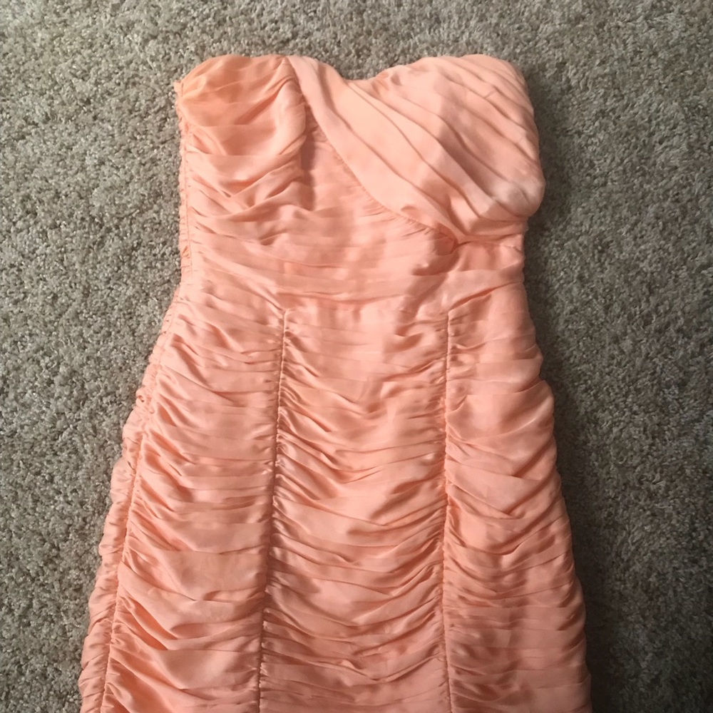 Beautiful peach strapless dress
